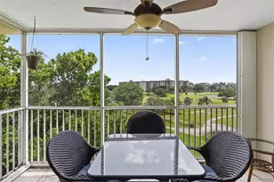 2901 S Palm Aire Dr, Pompano Beach, FL 33069 - Photo 25
