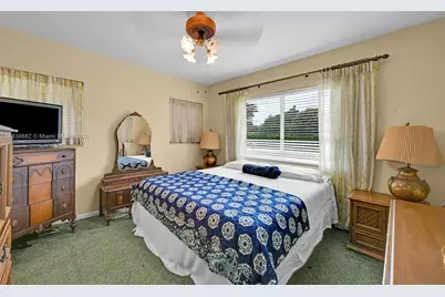 85 NW 21st St, Homestead, FL 33030 - Photo 11