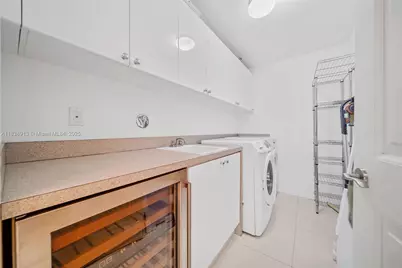 17875 Collins Ave #4205 (AVAILABLE NOW), Sunny Isles Beach, FL 33160 - Photo 37