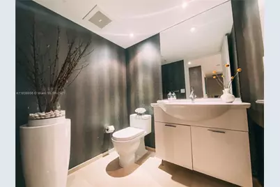 465 Brickell Ave #1101, Miami, FL 33131 - Photo 15