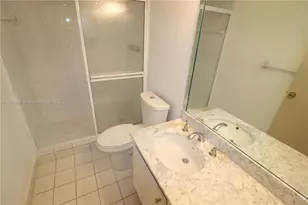 5601 Collins Ave, Miami Beach, FL 33140 - Photo 19