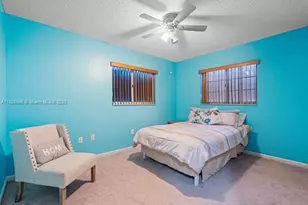 2385 W 69th St, Hialeah, FL 33016 - Photo 17