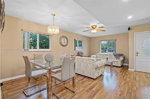 2385 W 69th St, Hialeah, FL 33016 - Photo 31