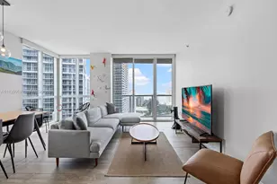 500 Brickell Ave, Miami, FL 33131 - Photo 11