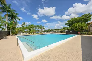 5560 Lakeside Dr, Margate, FL 33063 - Photo 15