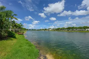5560 Lakeside Dr, Margate, FL 33063 - Photo 17
