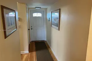 371 S Hollybrook Dr, Pembroke Pines, FL 33025 - Photo 11