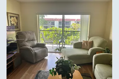 371 S Hollybrook Dr #308, Pembroke Pines, FL 33025 - Photo 3