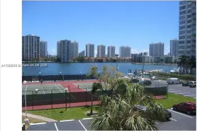 2750 NE 183rd St #1701, Aventura, FL 33160 - Photo 23