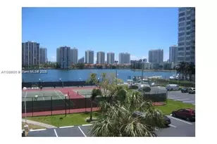 2750 NE 183rd St, Aventura, FL 33160 - Photo 23