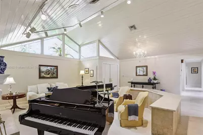 13025 SW 108th Ave, Miami, FL 33176 - Photo 11