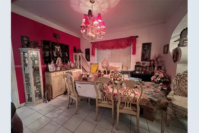 1772 NW 19th St, Miami, FL 33125 - Photo 9