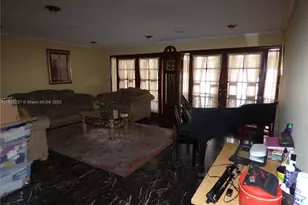 290 NE 108th St, Miami, FL 33161 - Photo 25