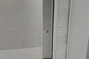 9801 Collins Ave, Bal Harbour, FL 33154 - Photo 19