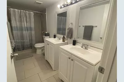 1301 NE 7th St #101, Hallandale Beach, FL 33009 - Photo 15
