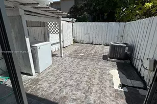 1180 W 42nd Pl, Hialeah, FL 33012 - Photo 13