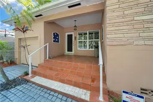 2665 SW 17th Ave, Miami, FL 33133 - Photo 3
