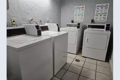 5755 W 20 Ave #206, Hialeah, FL 33012 - Photo 17