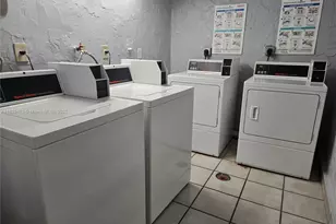 5755 W 20th Ave, Hialeah, FL 33012 - Photo 17