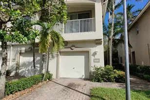 3211 Laurel Ridge Cir, Riviera Beach, FL 33404 - Photo 1