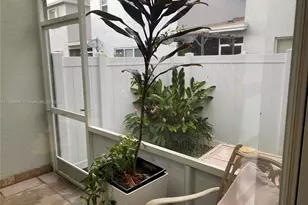 6006 Plum Pl, Tamarac, FL 33321 - Photo 21