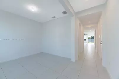 10669 SW Gloriana St, Port Saint Lucie, FL 34987 - Photo 5