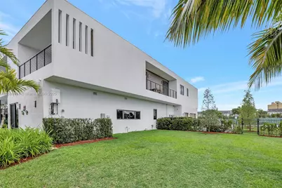 16709 Botaniko Dr N, Weston, FL 33326 - Photo 71