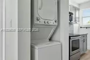 7207 Bay Dr, Miami Beach, FL 33141 - Photo 19