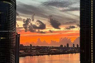 41 SE 5th St, Miami, FL 33131 - Photo 27