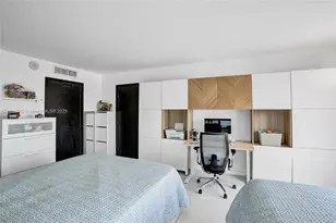 11111 Biscayne Blvd, Miami, FL 33181 - Photo 29