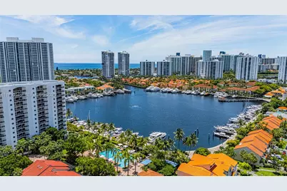 3598 Yacht Club Dr #601+DEN, Aventura, FL 33180 - Photo 41
