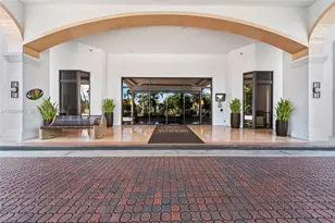 3598 Yacht Club Dr, Aventura, FL 33180 - Photo 45