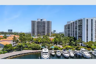 3598 Yacht Club Dr #601+DEN, Aventura, FL 33180 - Photo 37
