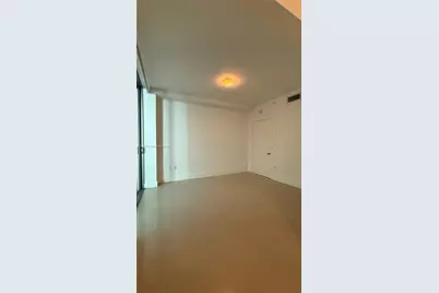 6000 Collins Ave #323, Miami Beach, FL 33140 - Photo 17