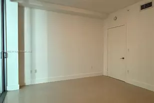 6000 Collins Ave, Miami Beach, FL 33140 - Photo 17