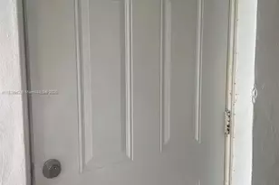 7230 NW 3rd St, Miami, FL 33126 - Photo 23