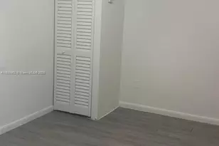 7230 NW 3rd St, Miami, FL 33126 - Photo 25