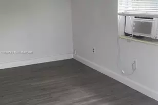 7230 NW 3rd St, Miami, FL 33126 - Photo 13