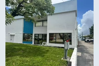 5300 NW 12th Ave #12, Fort Lauderdale, FL 33309 - Photo 1