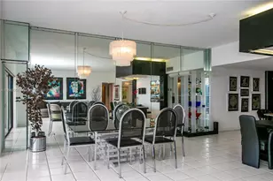 1800 NE 114th St, Miami, FL 33181 - Photo 11