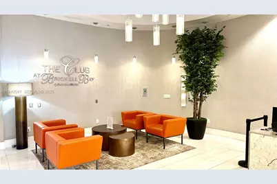 1200 Brickell Bay Dr #2216, Miami, FL 33131 - Photo 21