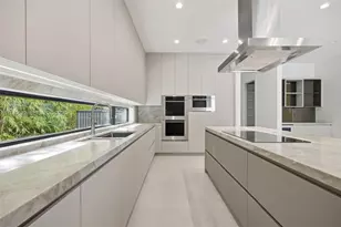 7965 SW 53rd Ave, Miami, FL 33143 - Photo 11