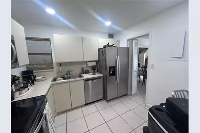 324 Poinciana Dr #906, Sunny Isles Beach, FL 33160 - Photo 35