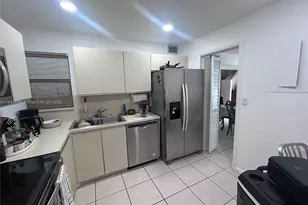 324 Poinciana Dr, Sunny Isles Beach, FL 33160 - Photo 35