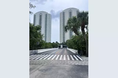 324 Poinciana Dr #906, Sunny Isles Beach, FL 33160 - Photo 61