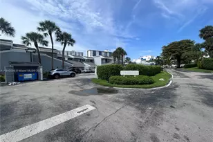 324 Poinciana Dr, Sunny Isles Beach, FL 33160 - Photo 9