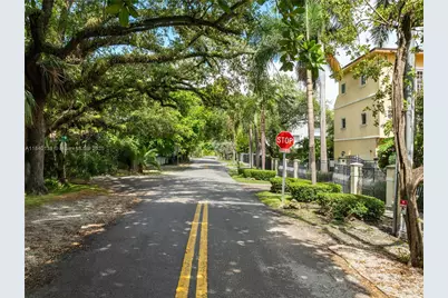 2919 Coconut Ave #1, Miami, FL 33133 - Photo 25