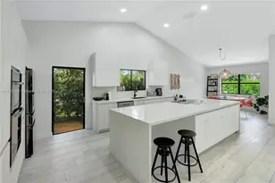 23273 Water Cir, Boca Raton, FL 33486 - Photo 9