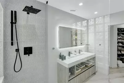 23273 Water Cir, Boca Raton, FL 33486 - Photo 19