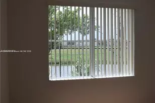 17720 NW 73rd Ave, Hialeah, FL 33015 - Photo 15